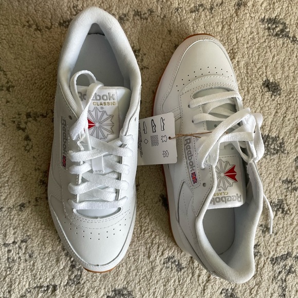 Brand new classic leather Reebok running shoes - Picture 1 of 4